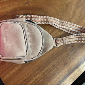 Chic Beige Crossbody Bag